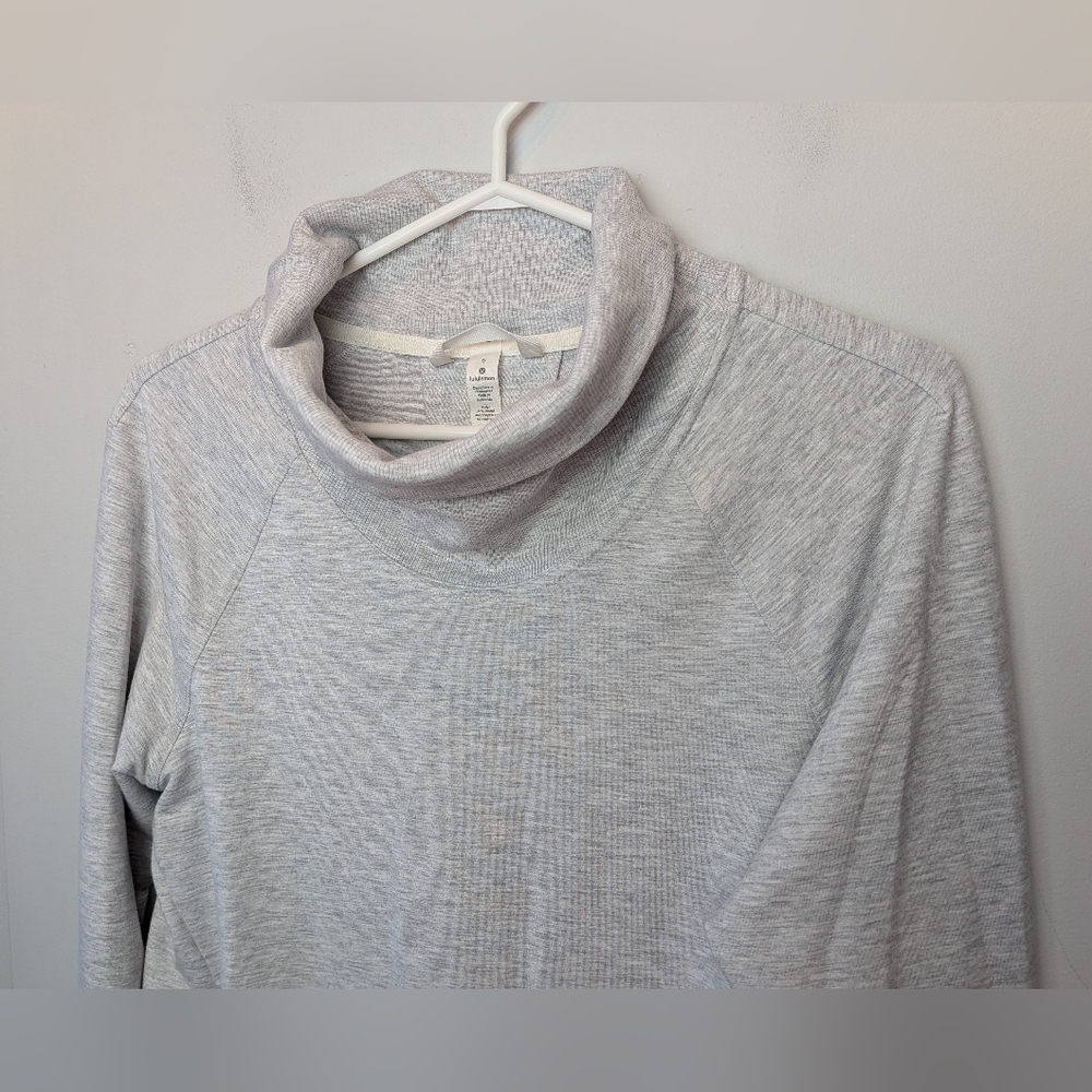 Lululemon High Lines Pullover Size 6 Light Gray Style Number: W3BN6S Long Sleeve - Picture 6 of 16